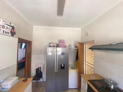 Apartment / Flat For Sale in Parow, Parow
