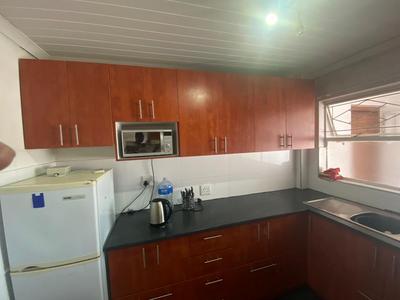 Apartment / Flat For Rent in Parow, Parow
